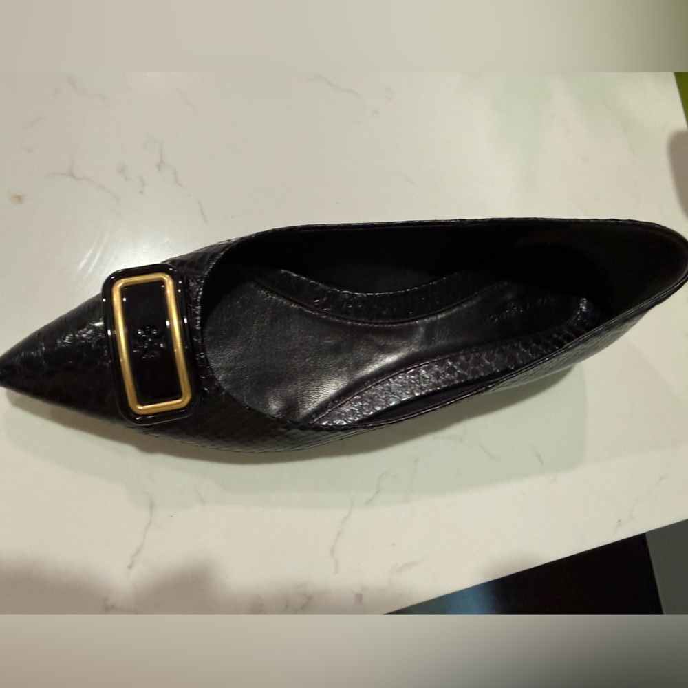 Tory Burch black flats, worn twice. Comes in its original box - Picture 4 of 4
